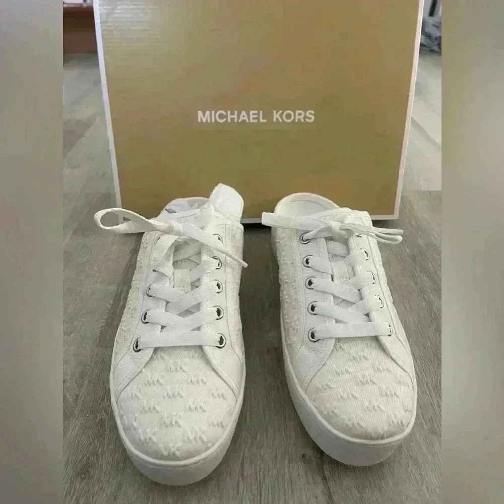Michael Kors - Poppy Slide Sneaker 8 - Picture 2 of 13